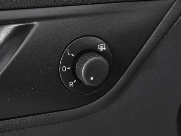Volkswagen Polo, V Рестайлинг фото №13