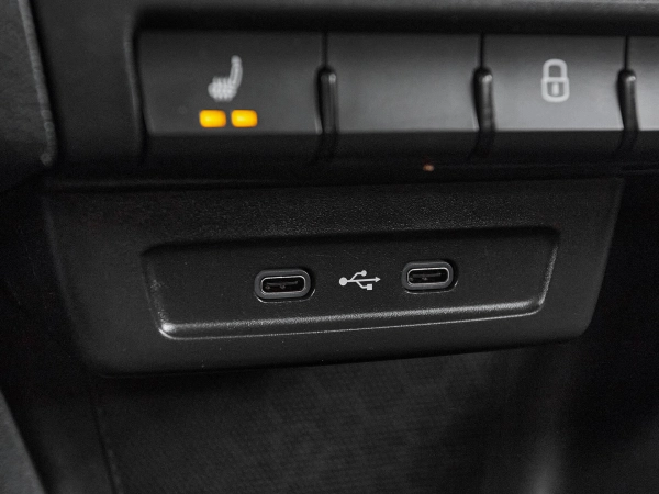 Volkswagen Polo, V Рестайлинг фото №17