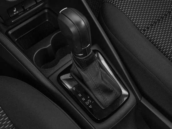Volkswagen Polo, V Рестайлинг фото №18