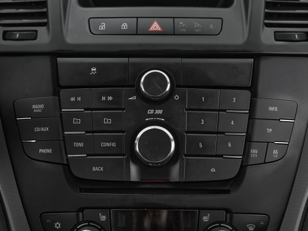 Opel Insignia, I фото №16