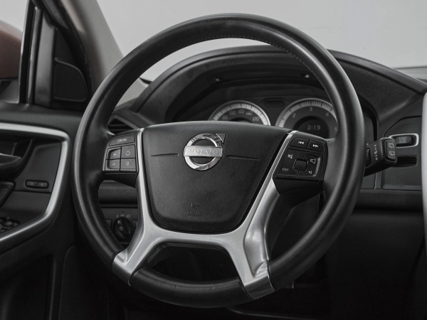 Volvo XC60, I фото №10