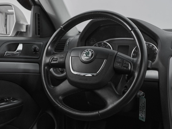 Skoda Octavia, II (A5) Рестайлинг фото №10