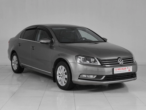 Volkswagen Passat, B7 фото №3
