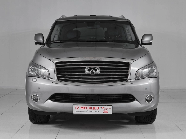 Infiniti QX56, II фото №2