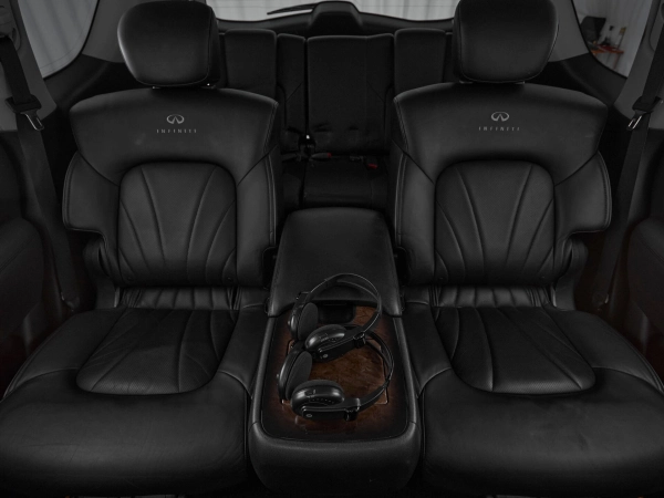 Infiniti QX56, II фото №29