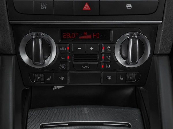 Audi A3, II (8P) Рестайлинг 2 фото №13
