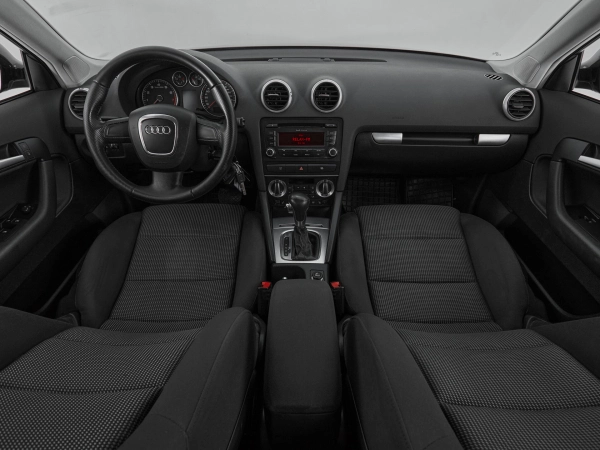 Audi A3, II (8P) Рестайлинг 2 фото №8
