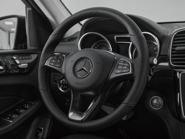 Mercedes-Benz GLE, I (W166) фото №11