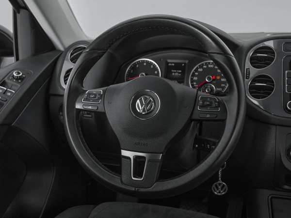 Volkswagen Tiguan, I Рестайлинг фото №8