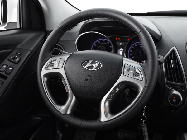 Hyundai ix35, I Рестайлинг фото №10