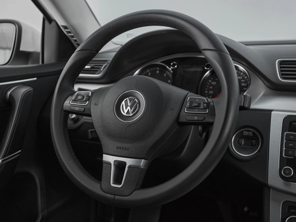 Volkswagen Passat, B7 фото №10