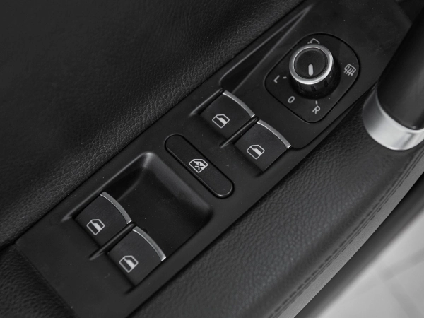 Volkswagen Passat, B7 фото №13