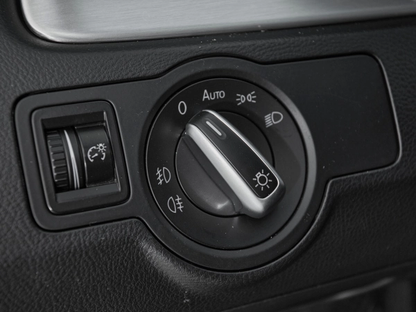 Volkswagen Passat, B7 фото №14