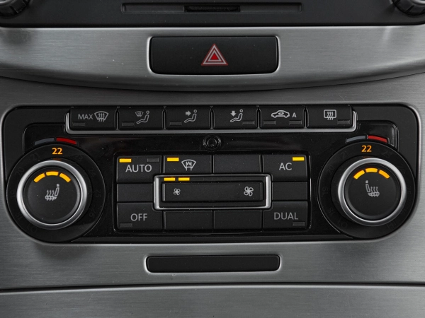 Volkswagen Passat, B7 фото №18