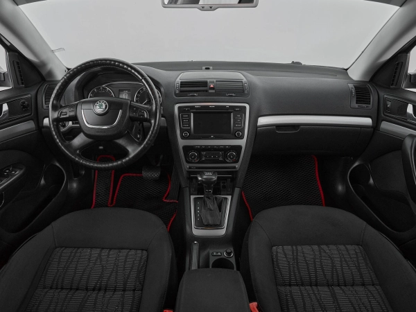 Skoda Octavia, II (A5) Рестайлинг фото №8