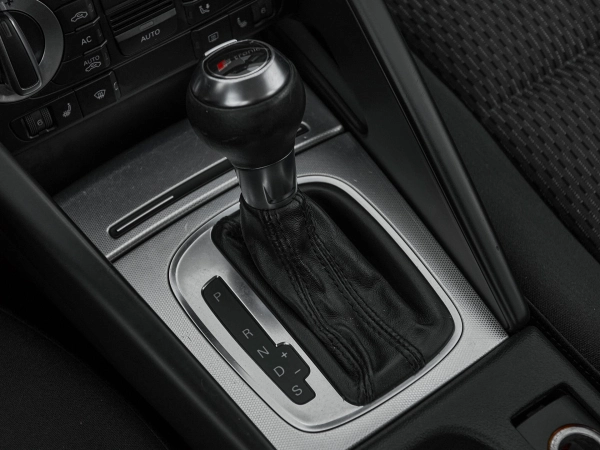 Audi A3, II (8P) Рестайлинг 2 фото №16