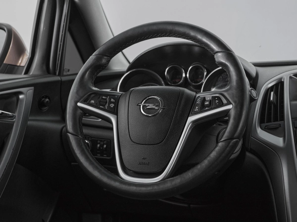 Opel Astra, J Рестайлинг фото №10