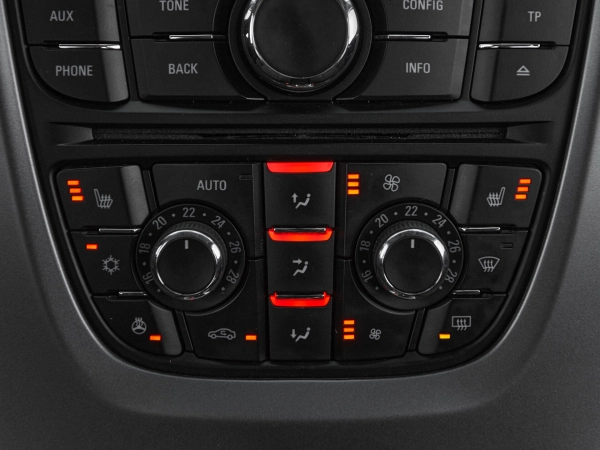 Opel Astra, J Рестайлинг фото №15