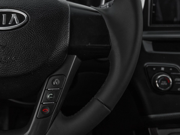 Kia K5, I фото №12