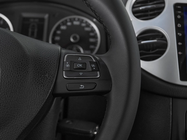 Volkswagen Tiguan, I фото №12