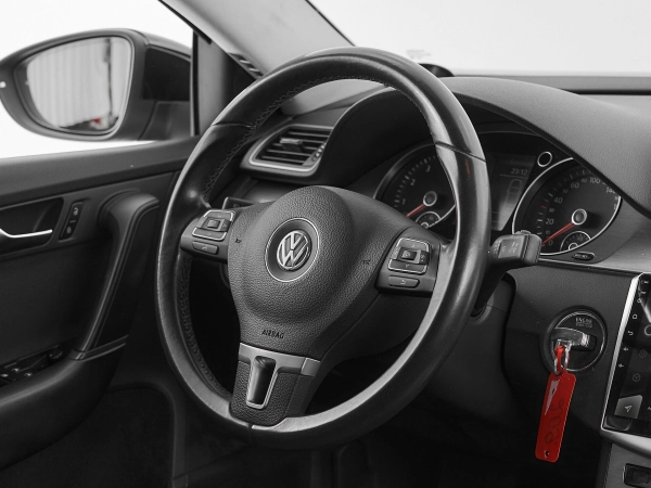 Volkswagen Passat, B7 фото №10