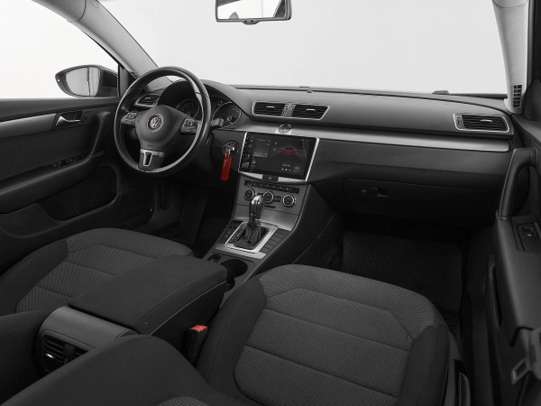 Volkswagen Passat, B7 фото №9
