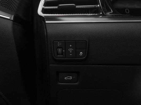 Kia K5, III фото №15