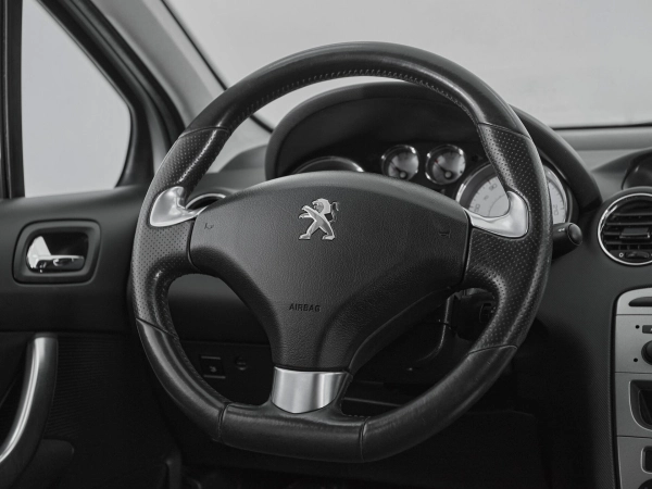 Peugeot 408, I фото №10