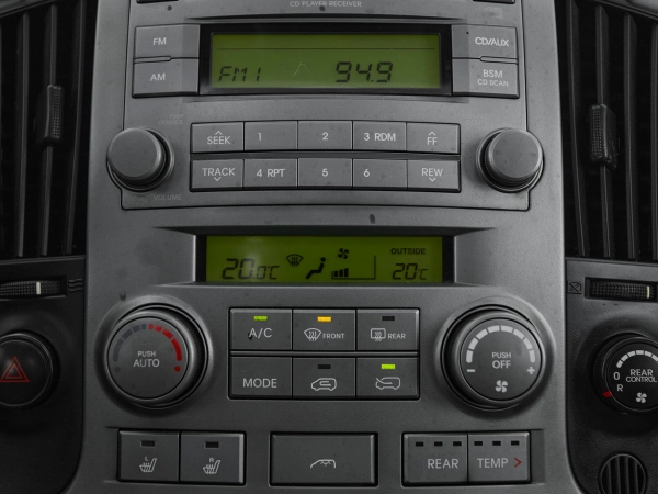 Hyundai Grand Starex, I фото №17