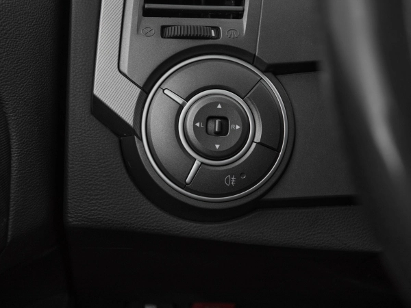 SsangYong Kyron, I Рестайлинг фото №12