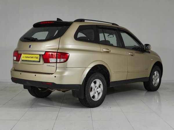 SsangYong Kyron, I Рестайлинг фото №4