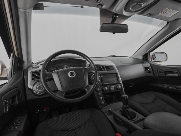 SsangYong Kyron, I Рестайлинг фото №7
