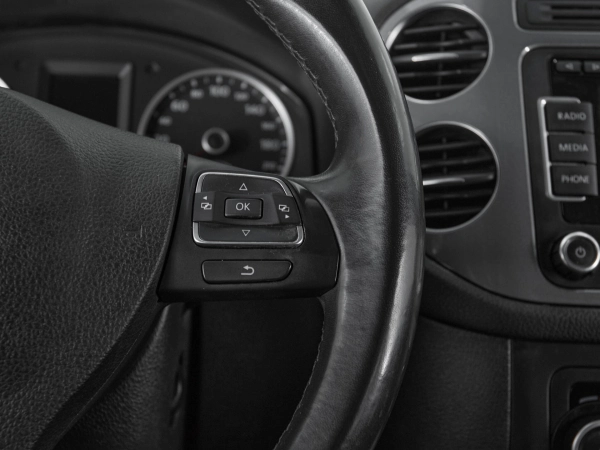 Volkswagen Tiguan, I Рестайлинг фото №12