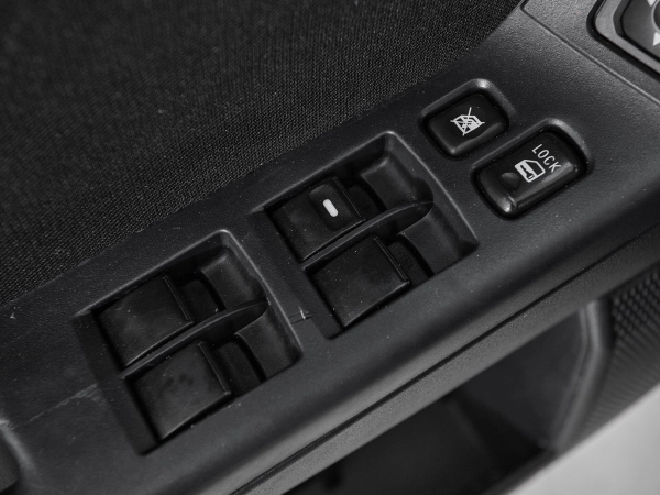 Mitsubishi Lancer, X фото №13