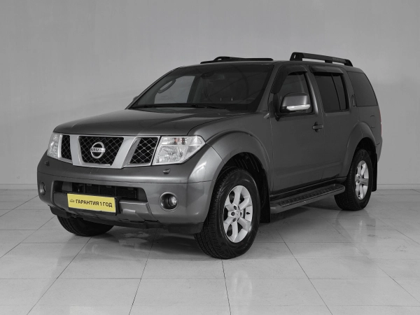 Nissan Pathfinder, III фото №1