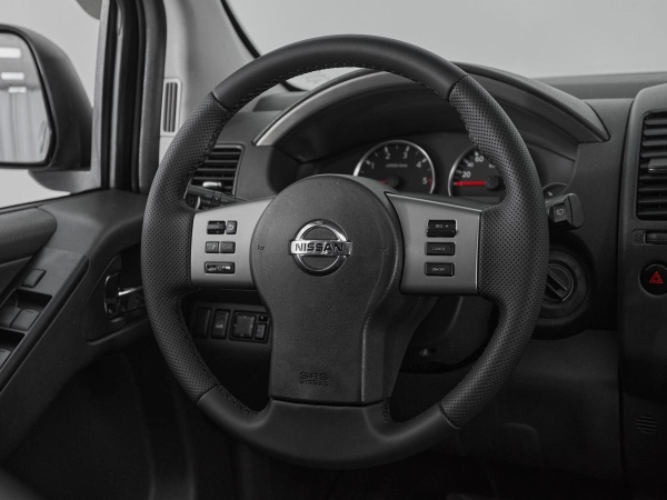 Nissan Pathfinder, III фото №10