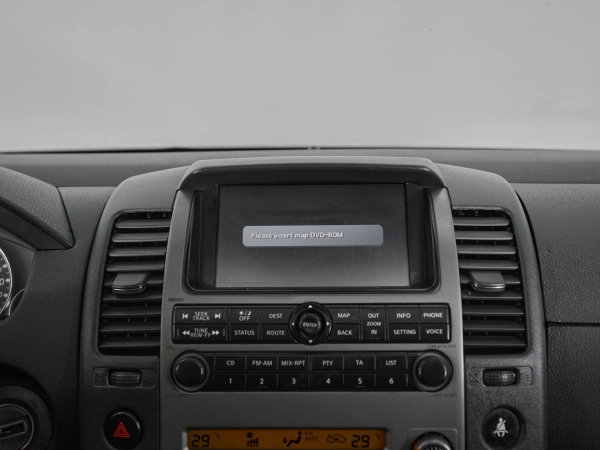 Nissan Pathfinder, III фото №16