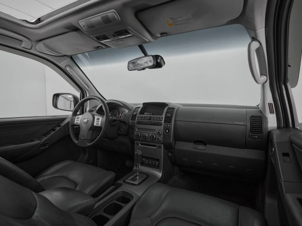 Nissan Pathfinder, III фото №9