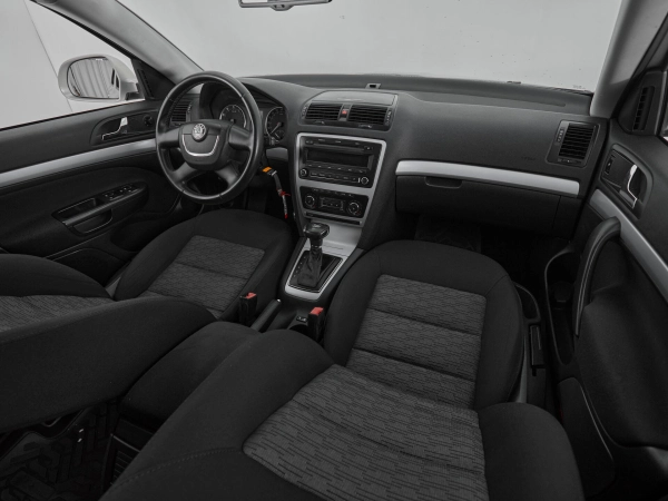 Skoda Octavia, II (A5) Рестайлинг фото №7