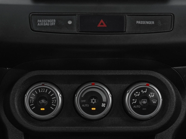 Mitsubishi Lancer, X фото №15