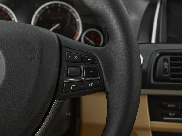 BMW 5 серии, VI (F10/F11/F07) Рестайлинг фото №14
