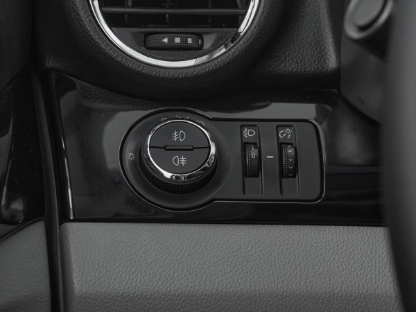 Chevrolet Orlando, I фото №13