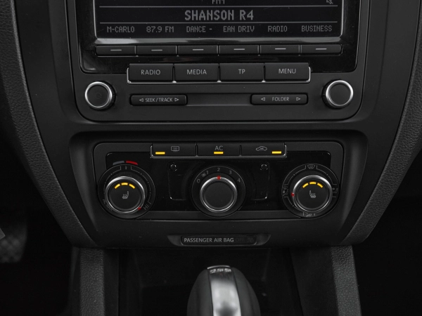 Volkswagen Jetta, VI фото №14
