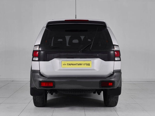 Mitsubishi Pajero Sport, I Рестайлинг фото №5