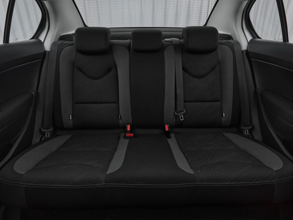 Peugeot 408, I фото №16