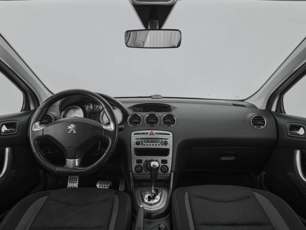Peugeot 408, I фото №8