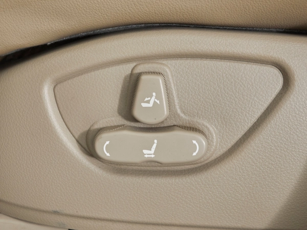 SsangYong Kyron, I Рестайлинг фото №15