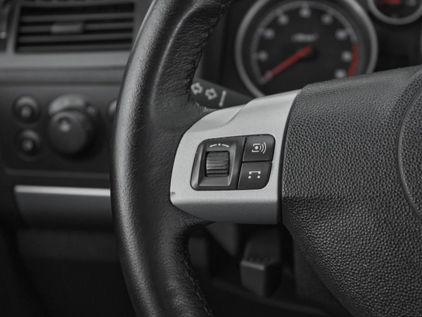 Opel Zafira, B Рестайлинг фото №11