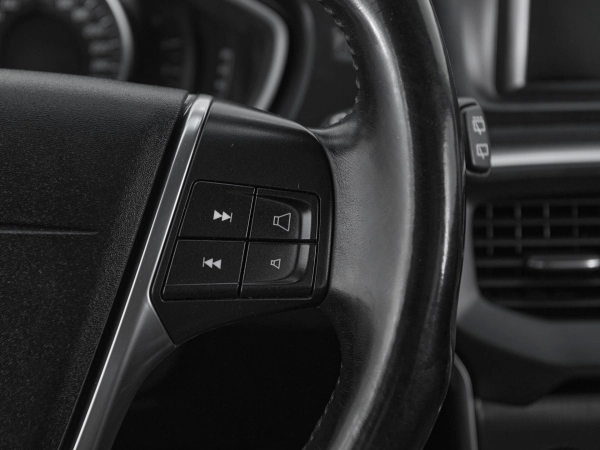 Volvo V40 Cross Country, I фото №12