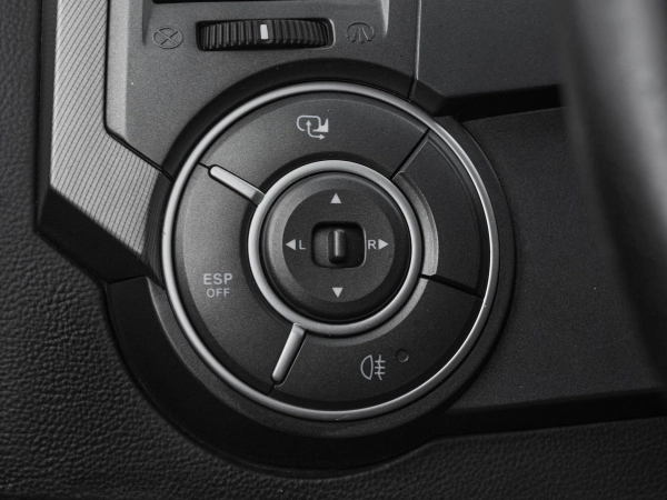 SsangYong Kyron, I Рестайлинг фото №16